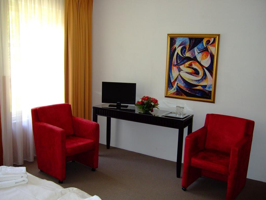 Hotel Musschenberg Beek-Ubbergen Oda fotoğraf
